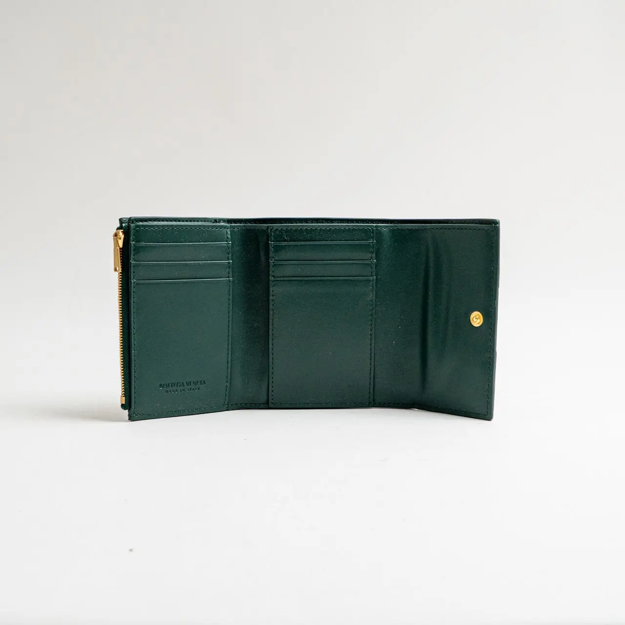 Bottega veneta wallet green best sale