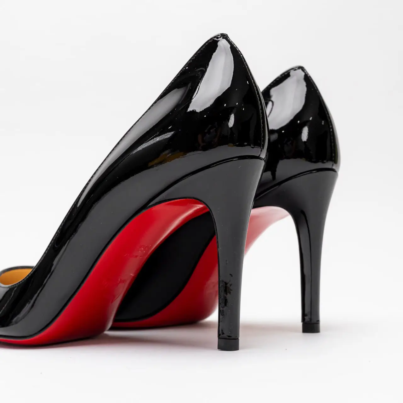 Christian louboutin shoes harga hotsell