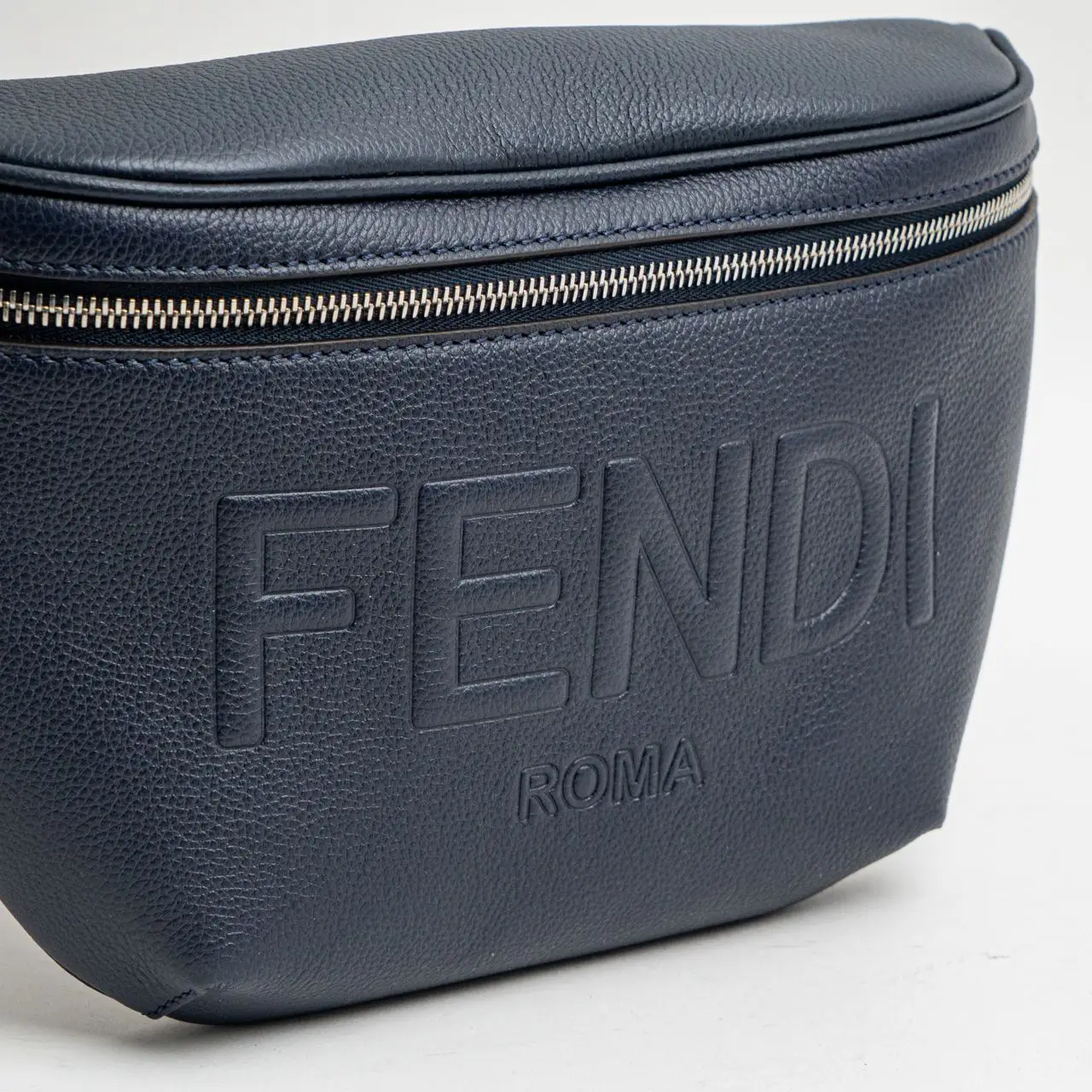 Bum bag fendi best sale