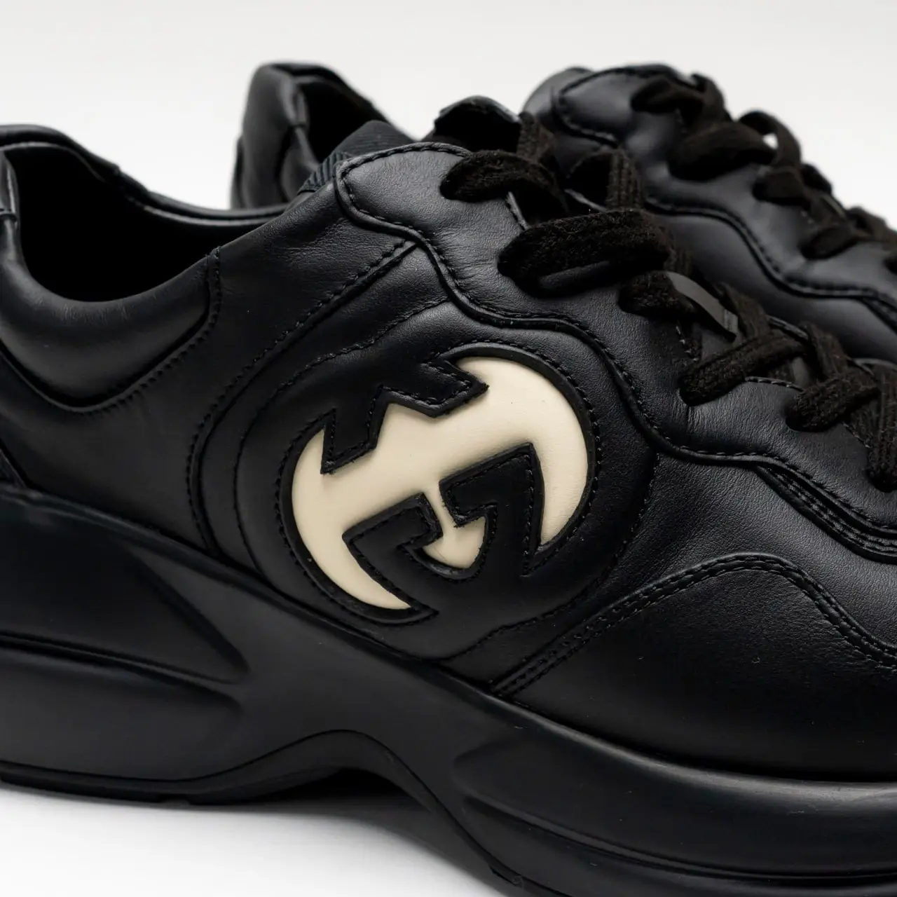 Harga rhyton gucci logo leather sneaker store