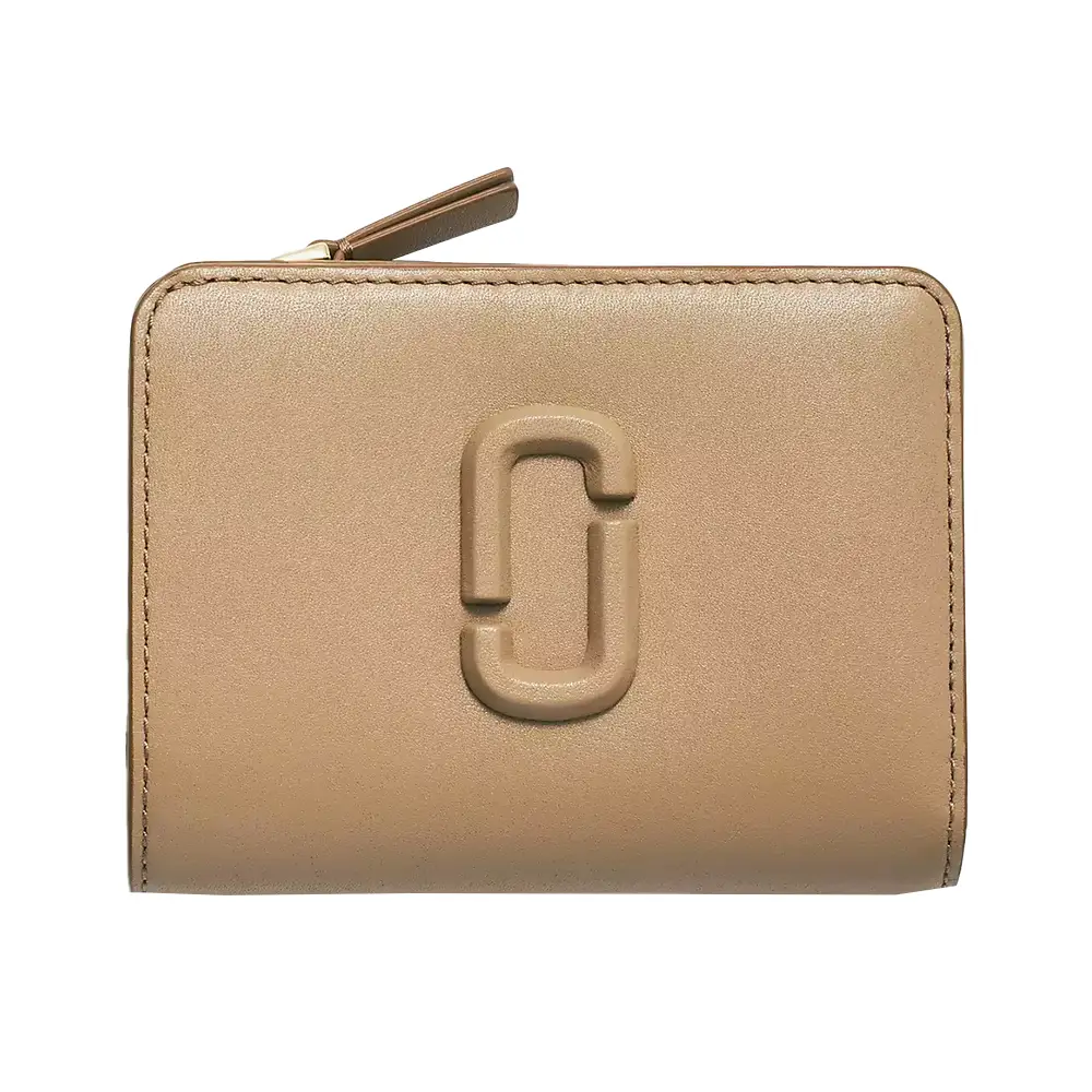 Marc Jacobs selling Compact Wallet