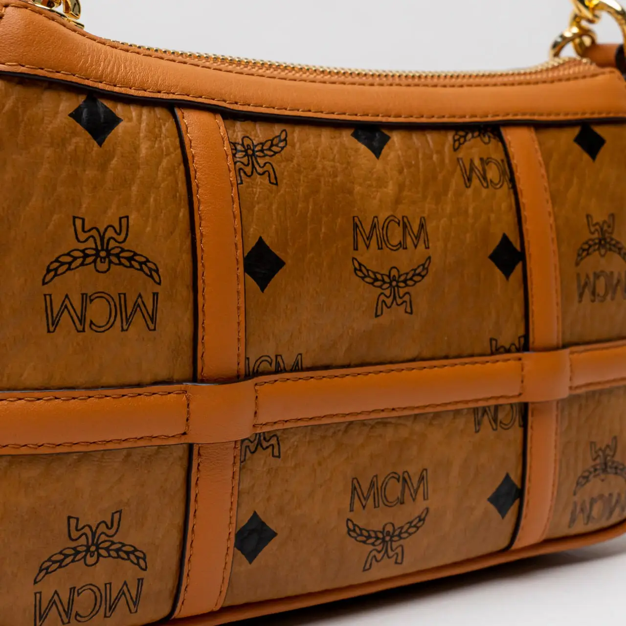 Mcm bag cognac hotsell