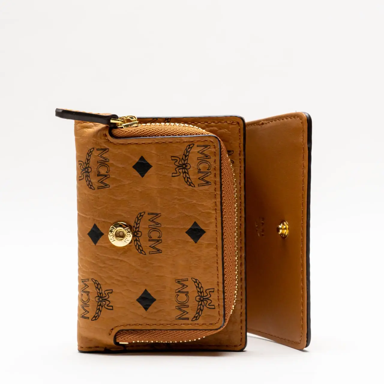 Mcm wallet sale hotsell