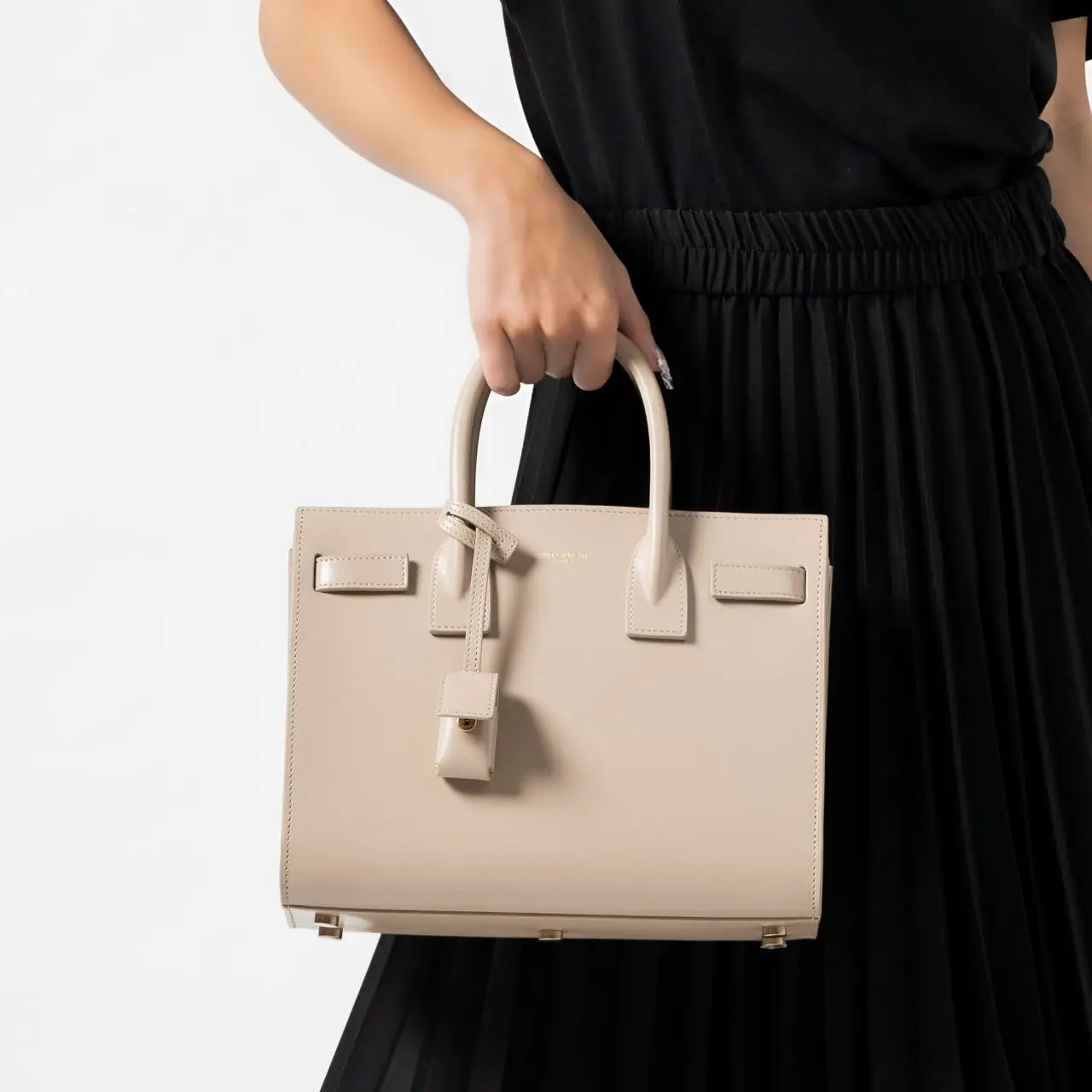 Classic sac de jour baby in smooth leather hotsell