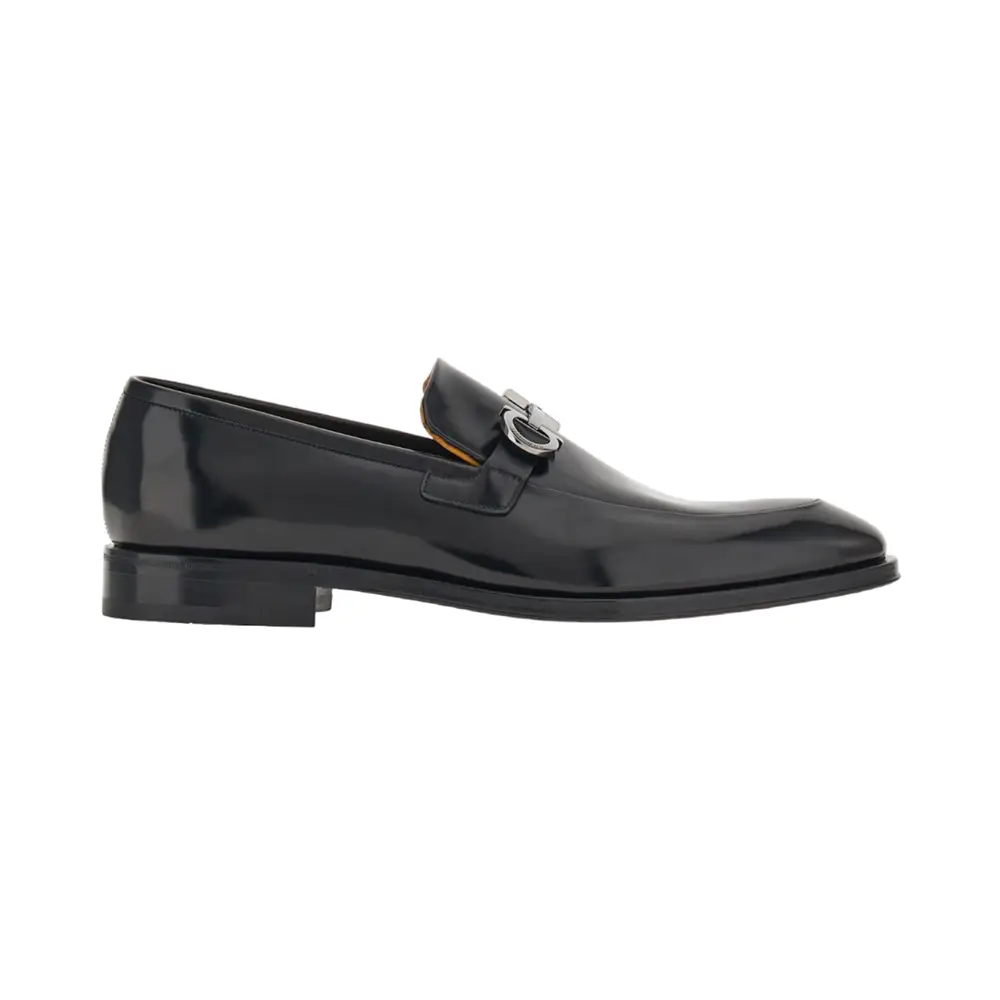 Ferragamo patent leather shoes hotsell