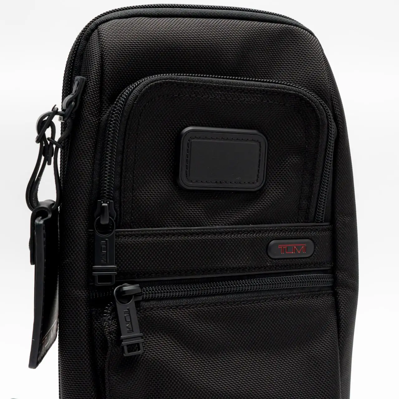 Harga tumi sling bag sale