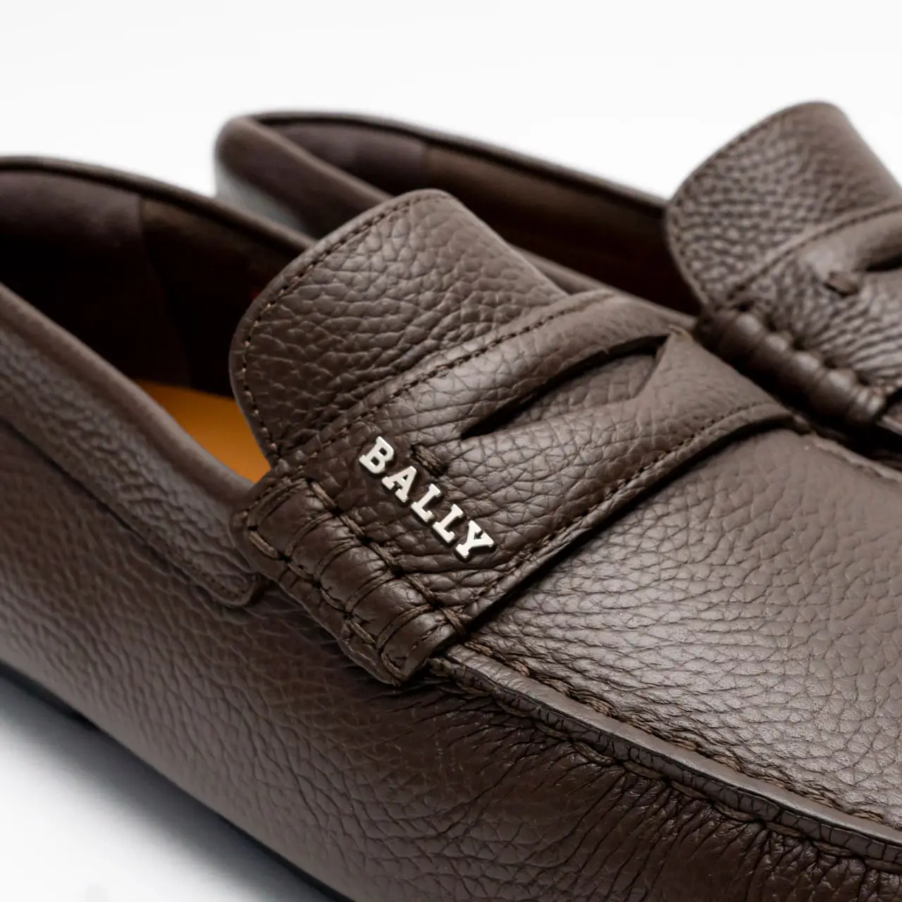 NEW $650 Bally Mils Loafers!  8  Coffee Brown Textured Leather Bally Bally Pavel Grained Leather Drivers Coffee – voilà.id main image 2