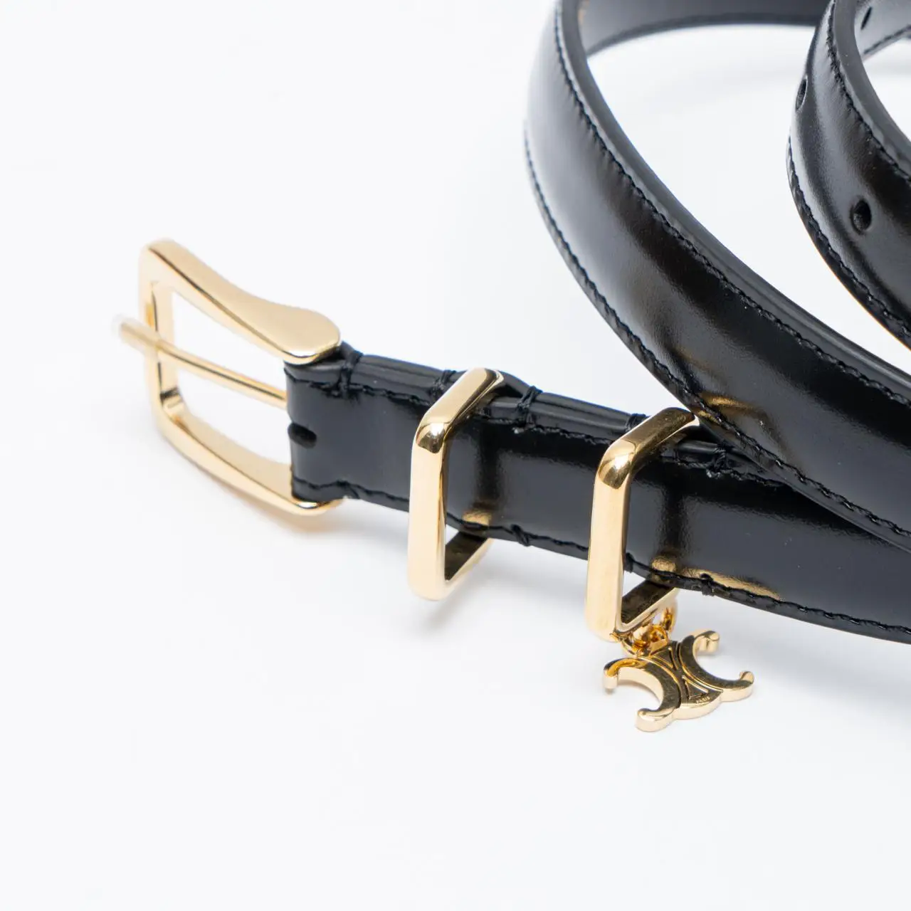 Celine Elegant Leather Belt with Gold Buckle WESTERN BELT 25MM IN Taurillon Leather - BLACK | CELINE main image 4