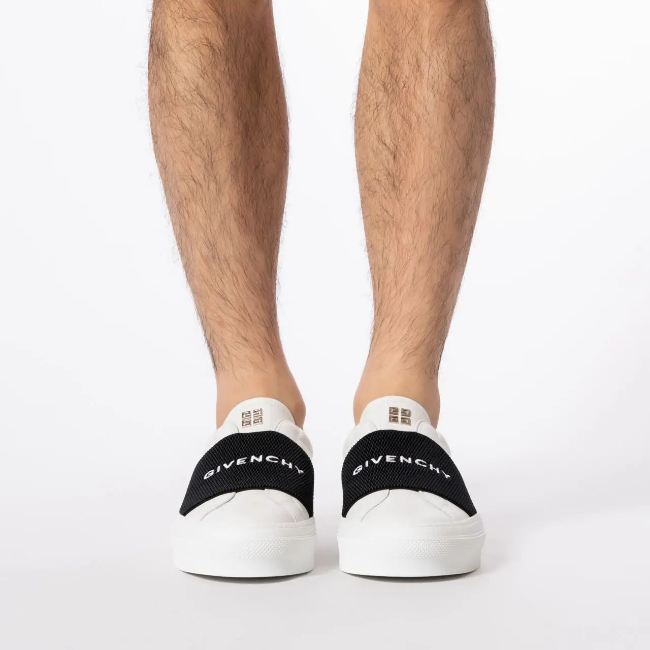 Givenchy Sneakers in Leather with Webbing White Black – voilà.id