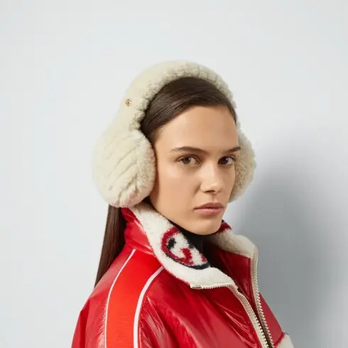 Gucci Double G Shearling Ear Muffs White – voilà.id display picture 1