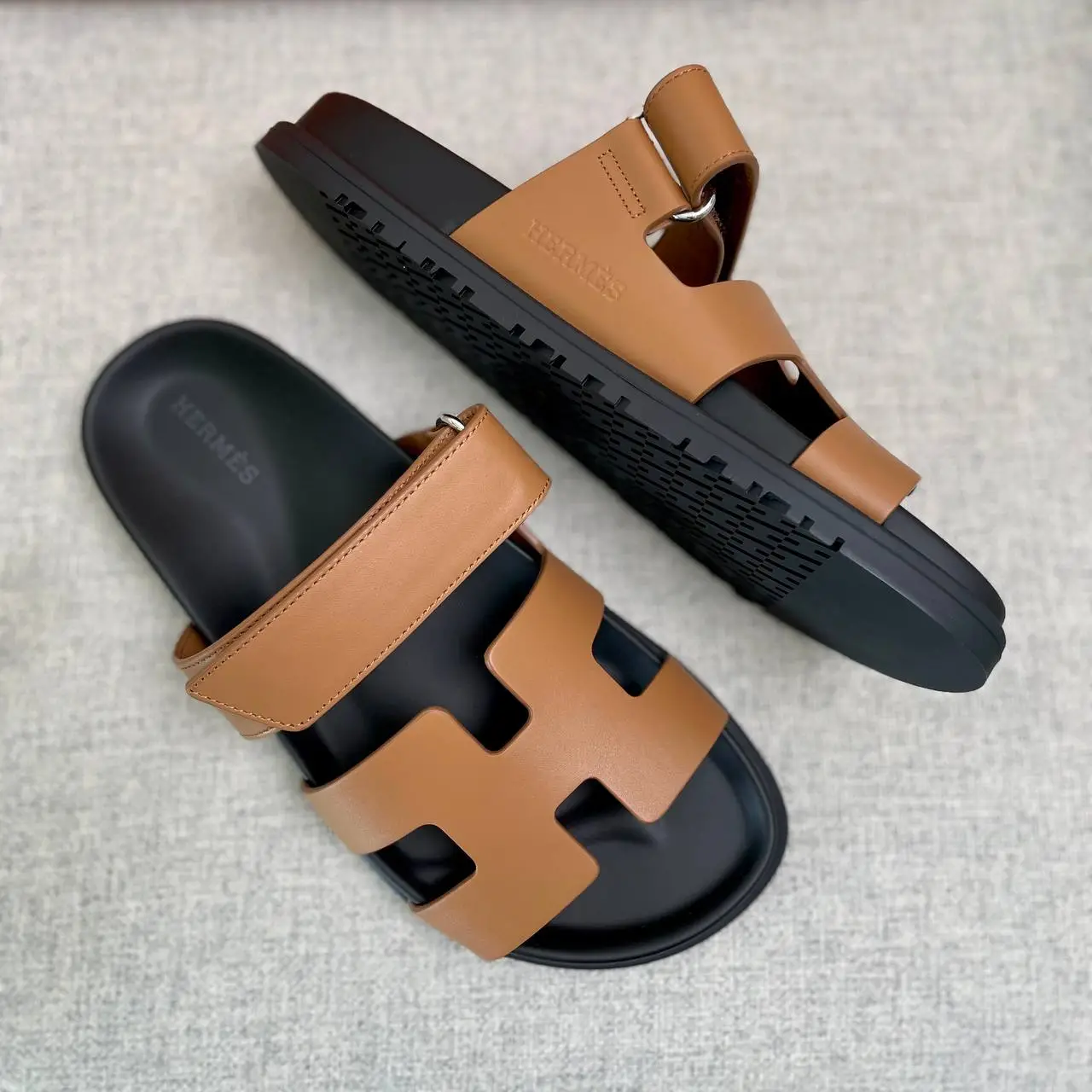 Shoes Chypre Sandales Style Hermes Hermes Chypre Sandals In White