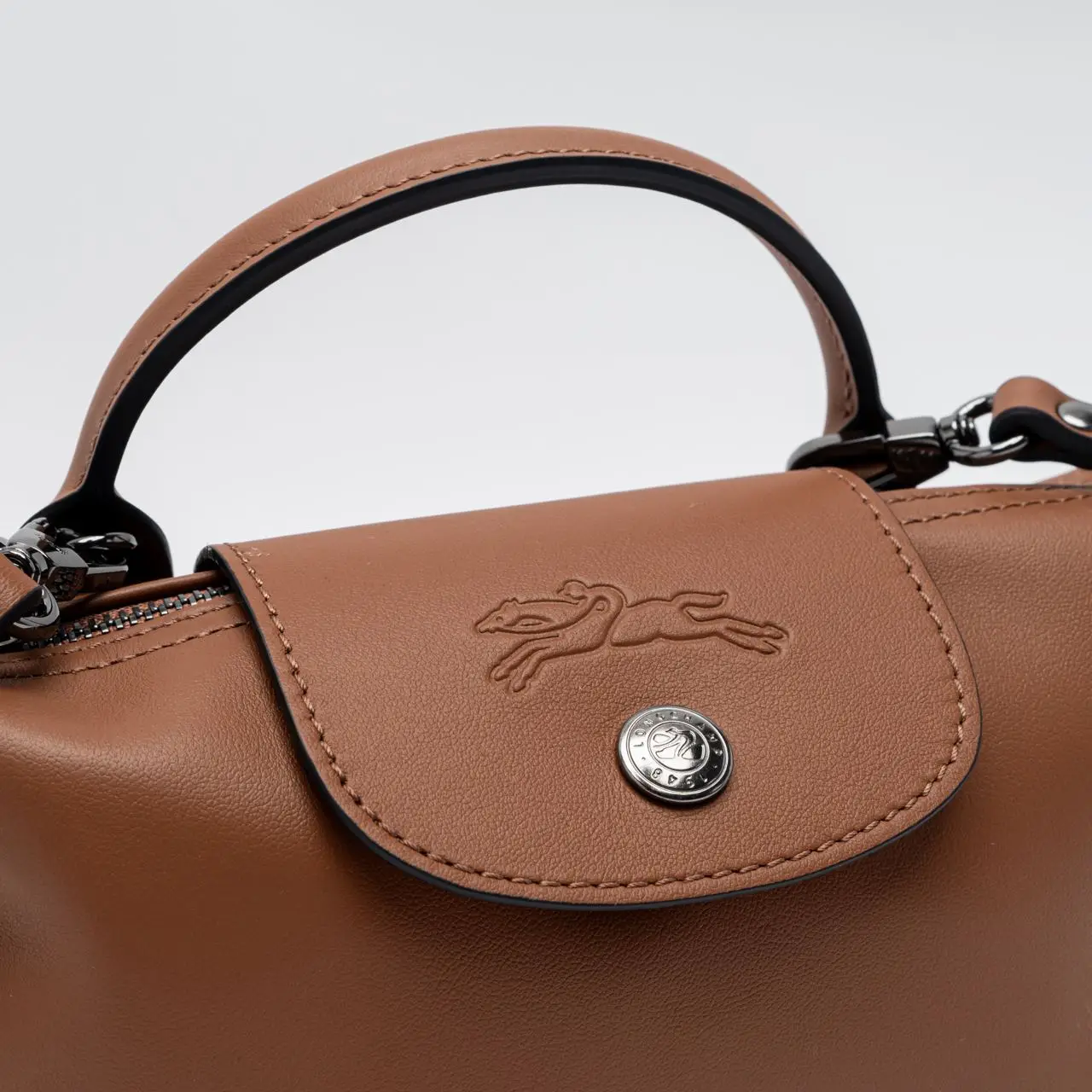 Longchamp Le Pliage Xtra Leather Extra Small Pouch Cognac – voilà.id