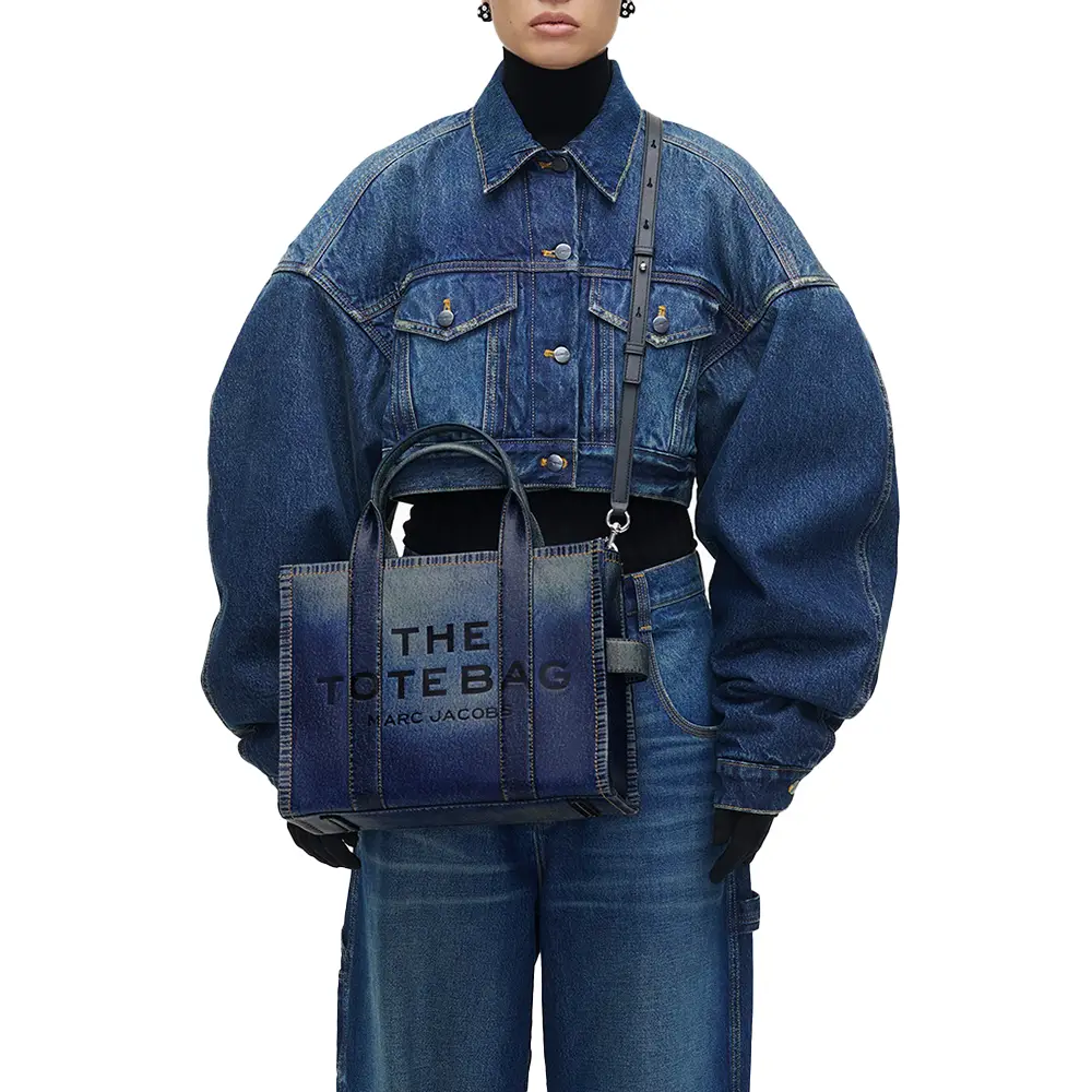 Marc Jacobs The Denim-Printed Leather Medium Tote Bag Blue – voilà.id
