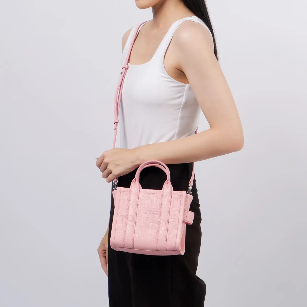 Marc Jacobs The Leather Mini Tote Bag Ribbon Pink – voilà.id