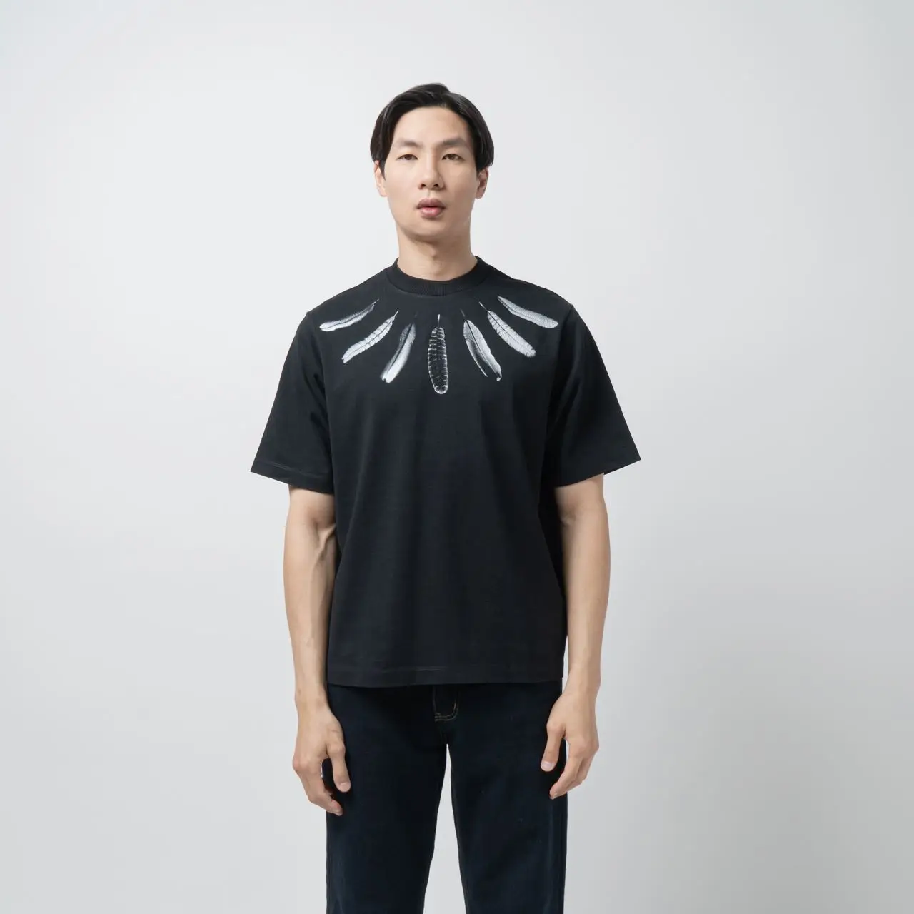 Marcelo Burlon Collar Feathers Print T-Shirt Black – voilà.id