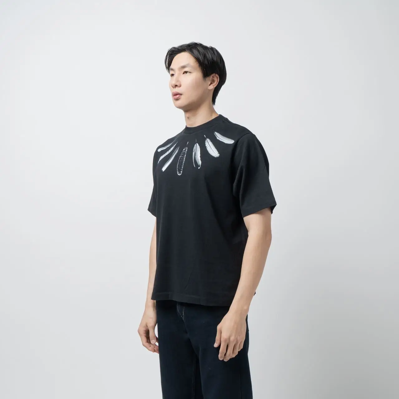 Marcelo Burlon Collar Feathers Print T-Shirt Black – voilà.id