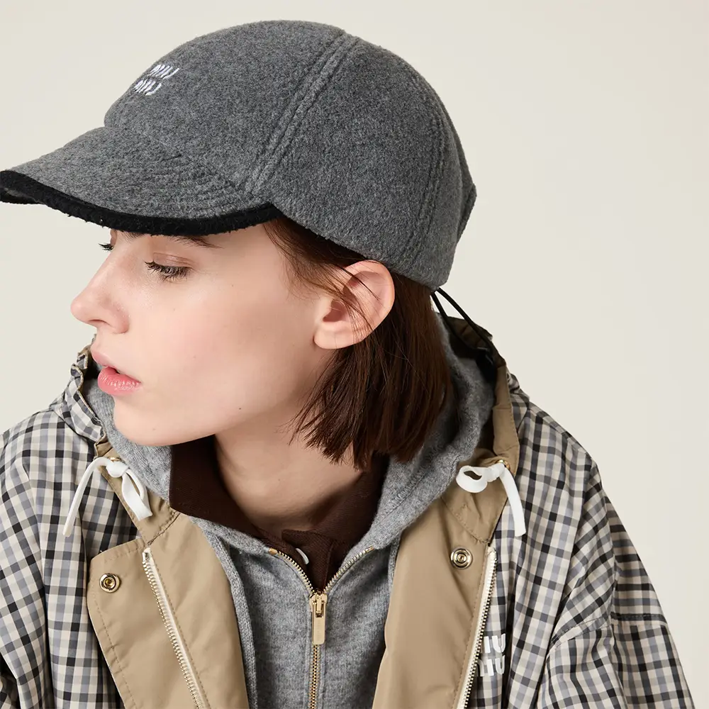 Miu Miu Fleece Baseball Cap Grey – voilà.id display picture 3