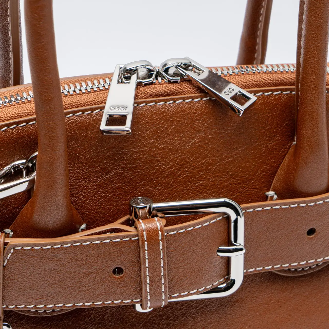 Osoi Zip Brocle Mid Handbag Tan – voilà.id