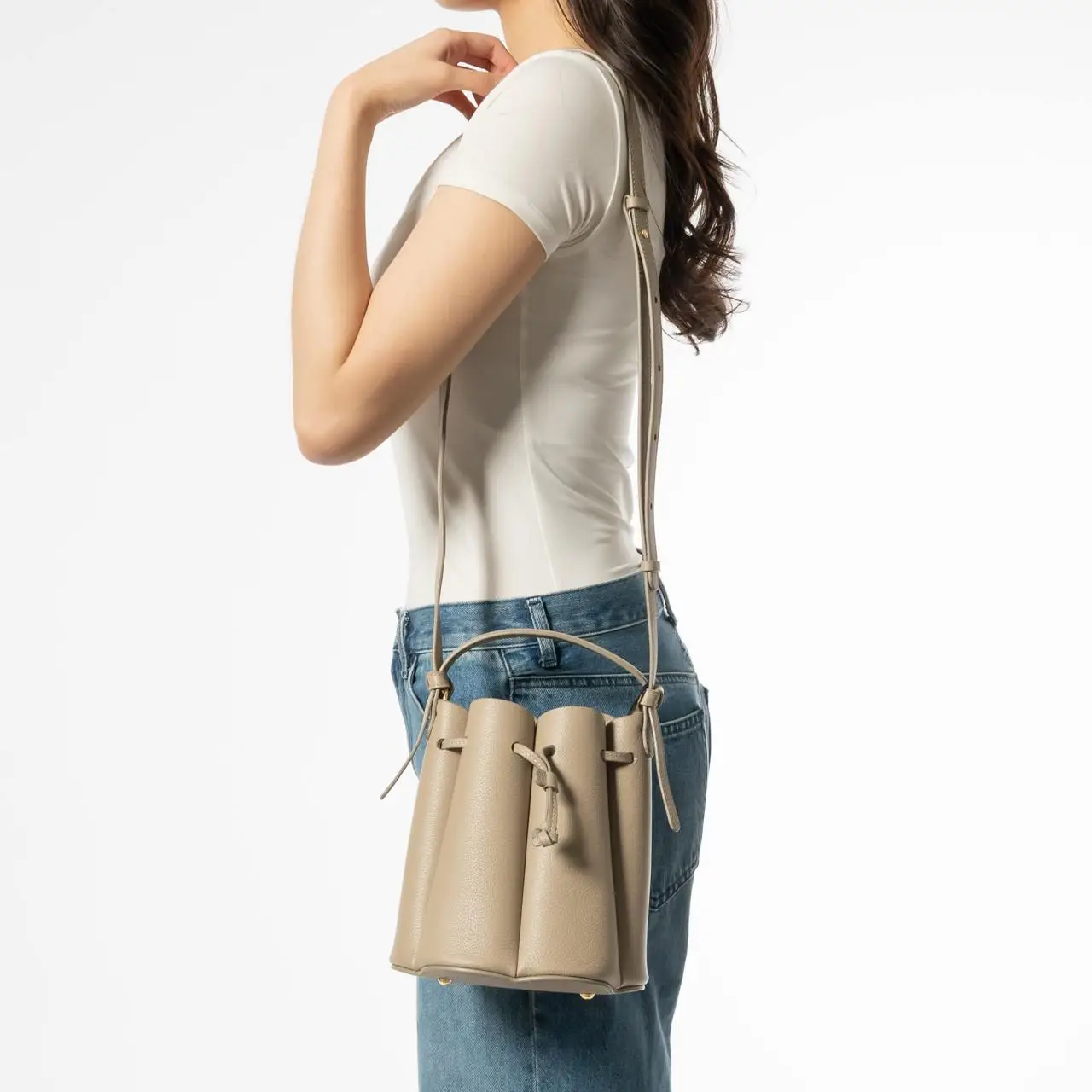 Polène Numero Huit Mini Bucket Bag Grained Leather Taupe – voilà.id