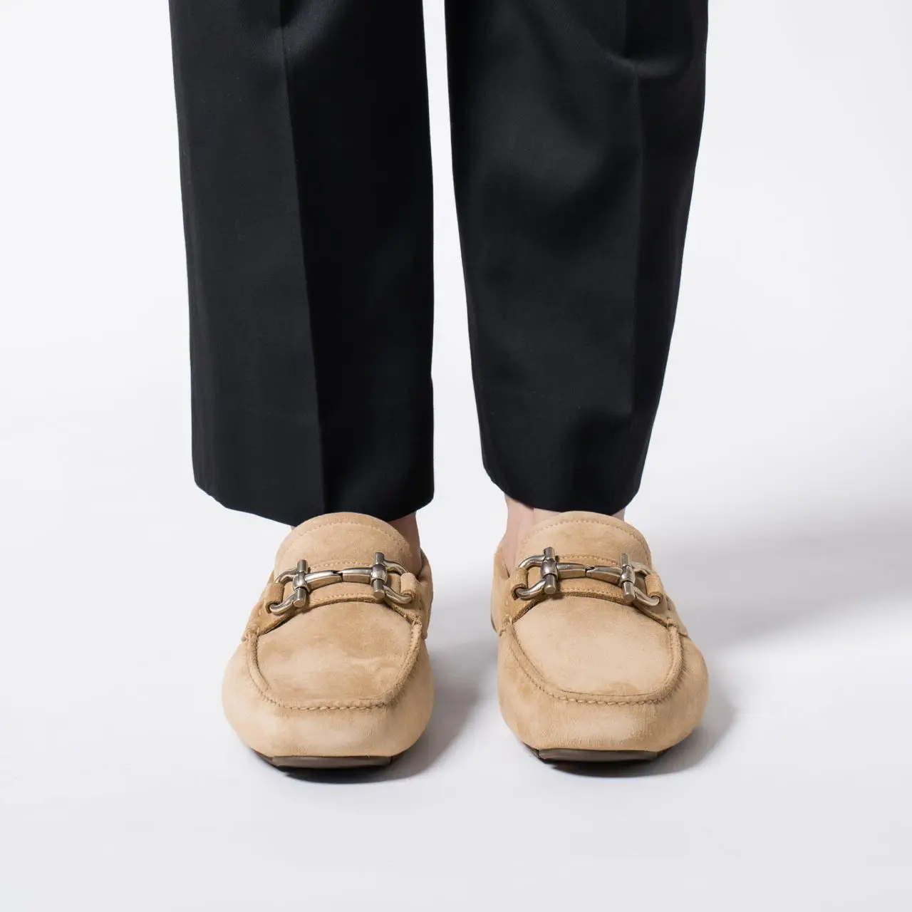 Salvatore Ferragamo Taupe Suede Parigi driver loafers Salvatore Ferragamo Brown Suede Parigi Gancho Driving Shoes  main image 2