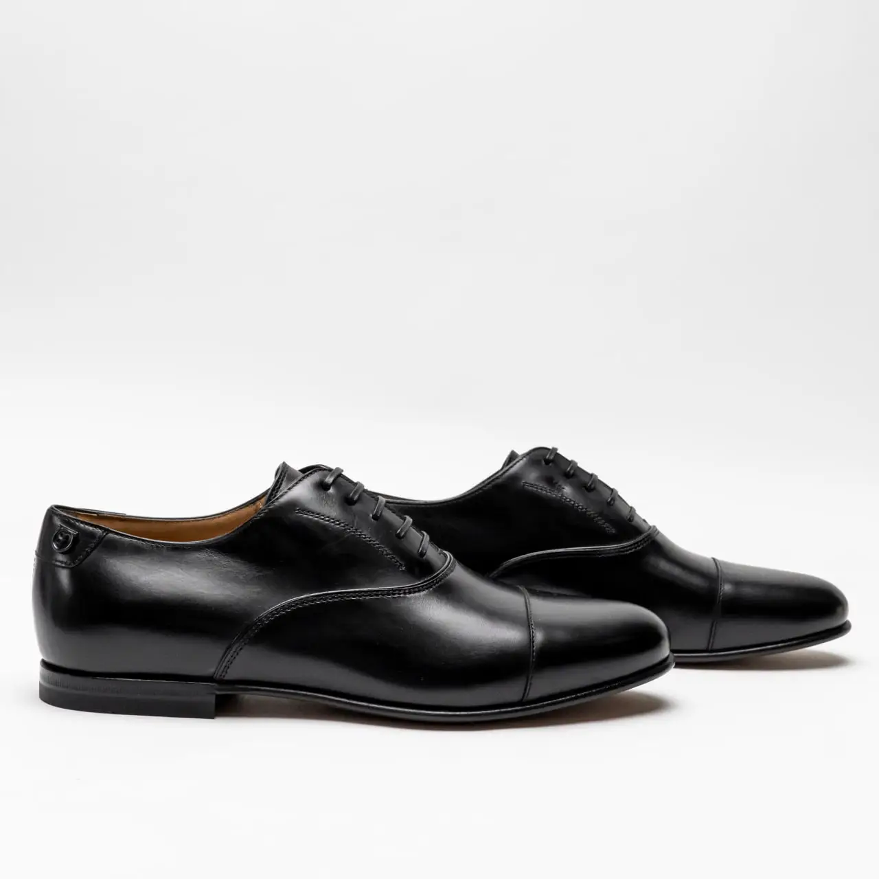 Salvatore Ferragamo Men’s Gillo Black Oxfords Dress Shoes Ferragamo - Gillo Black Leather Lace Up Dress Shoe main image 2