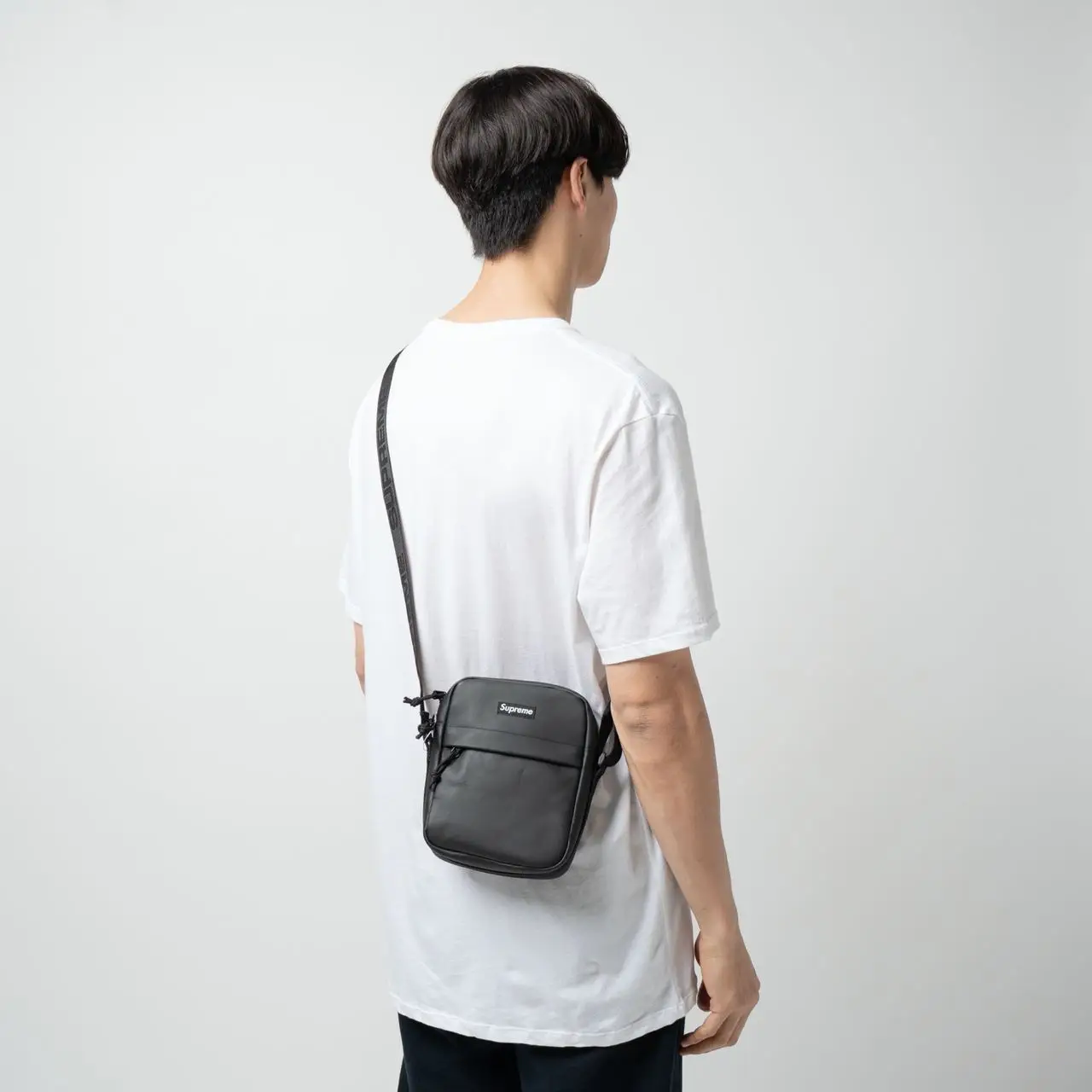 Supreme shoulder bag さしあげ black 