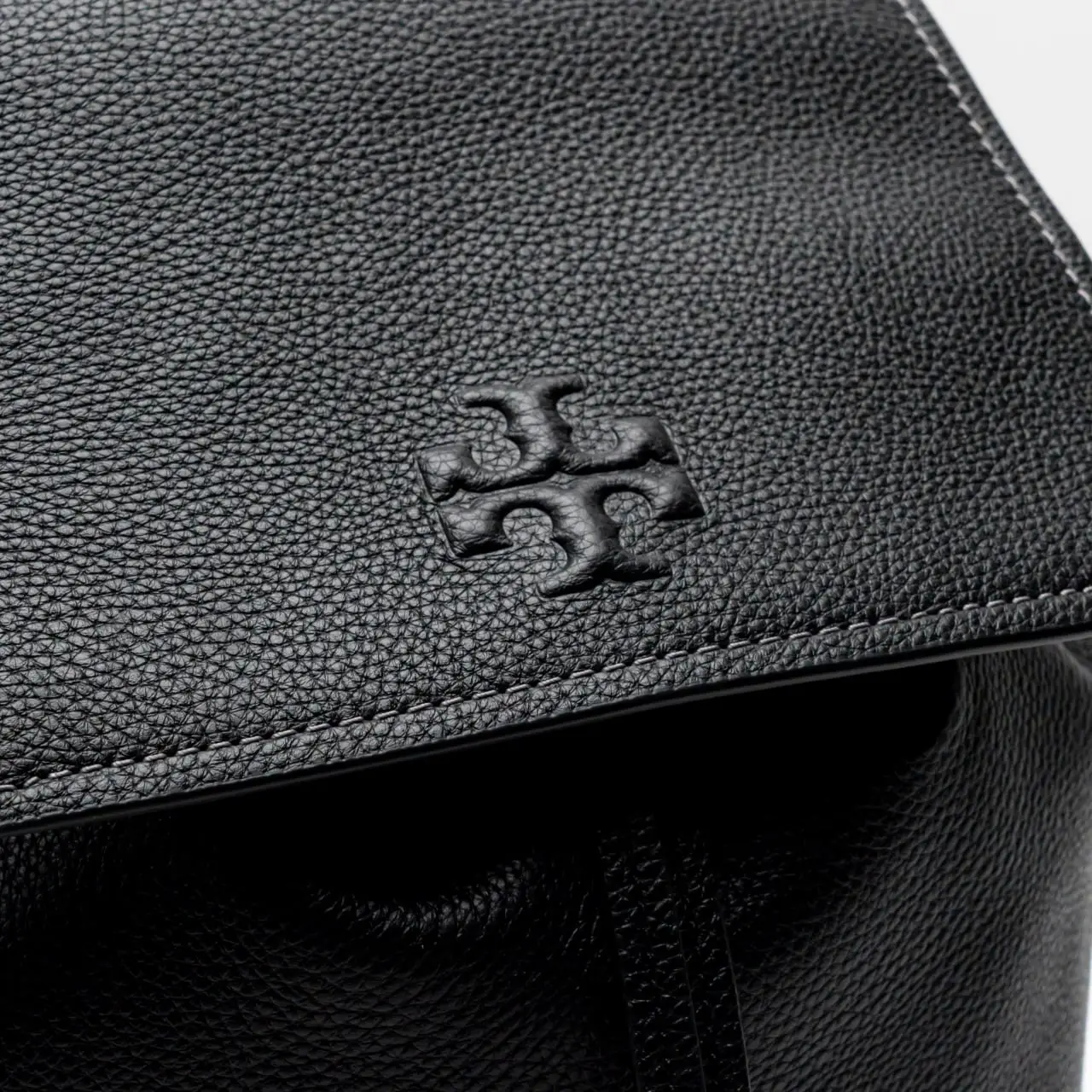 550!+ new Tory Burch Thea Black Leather Backpack Tory Burch Thea Mini Bucket Backpack Black – Balilene main image 2