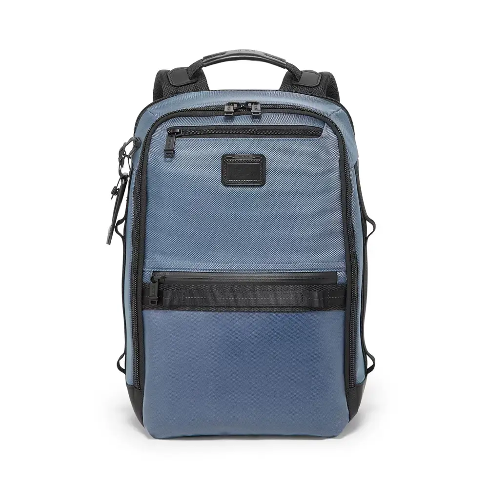 airplane travelling backpack What to Pack in Your Carry-on Backpack for Comfortable Airplane Travel