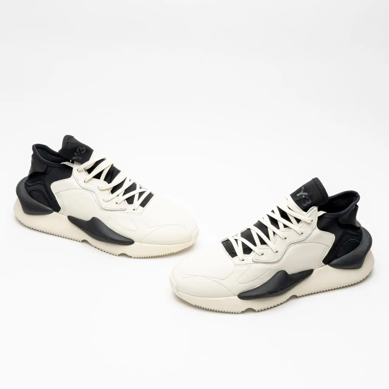 Y-3 Kaiwa Low-Top Sneakers Off White/Black  voil.id