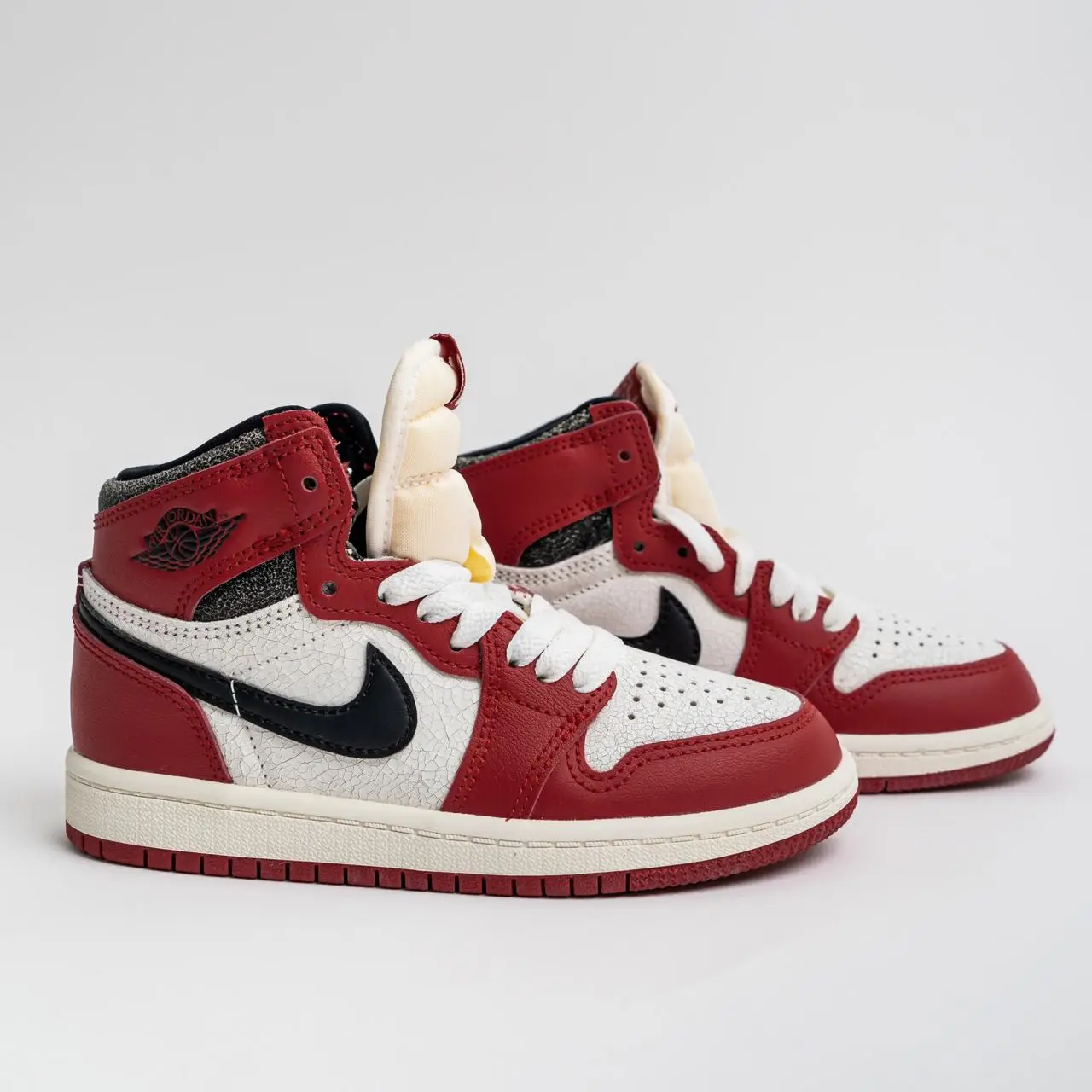 Air Jordan Kids 1 Retro High OG Chicago Lost and Found (PS