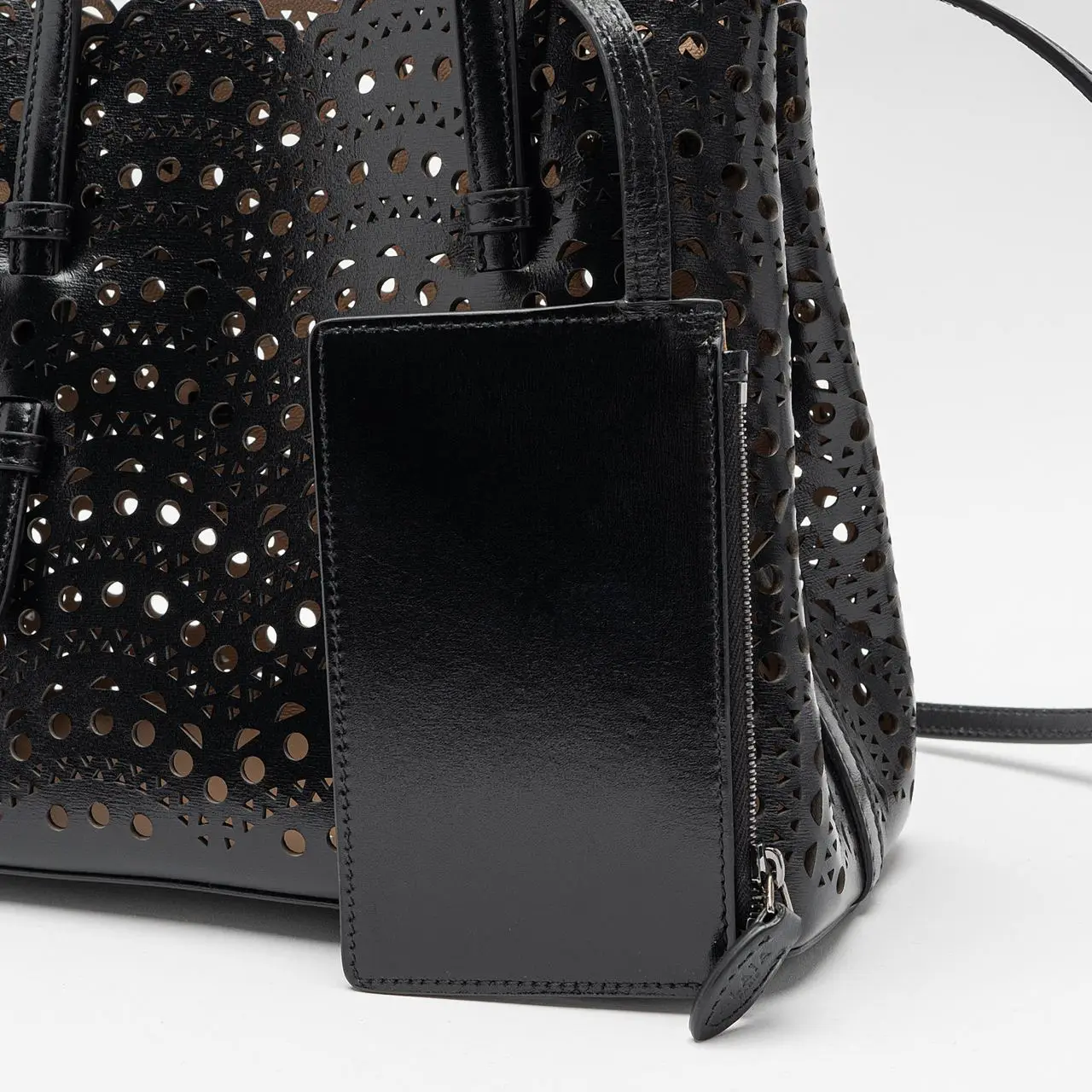 Alaïa Mina 25 Tote Bag Black – voilà.id