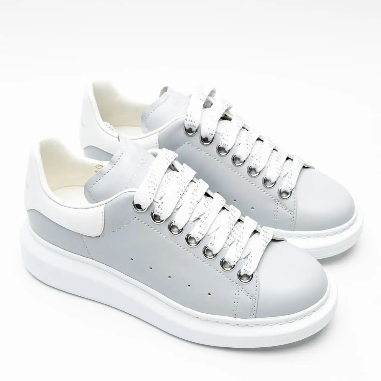 スニーカー Alexander McQueen WICYP OVERSIZED LOW-TOP LEATHER Sneakers スニーカー Alexander McQueen WICYP OVERSIZED LOW-TOP LEATHER