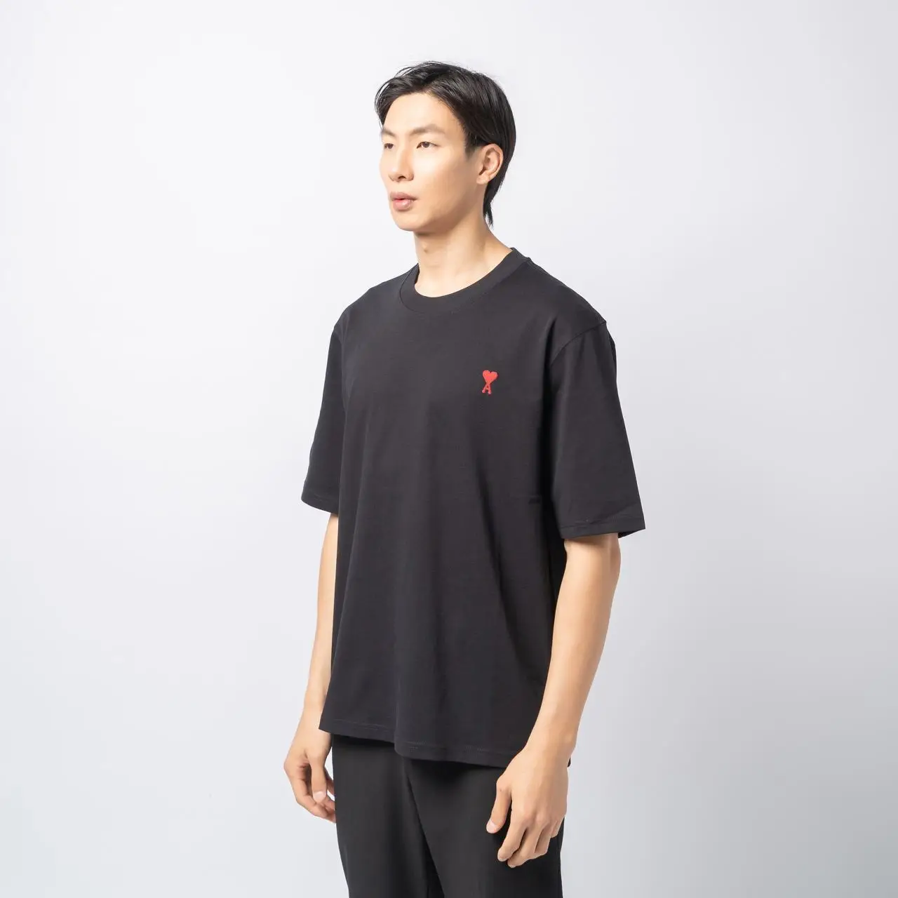 ★★AMI PARIS★★ Red Heart Logo Short Sleeve Boxy Fit Shirt Oversize Ami De Coeur T-shirt Red | The Webster