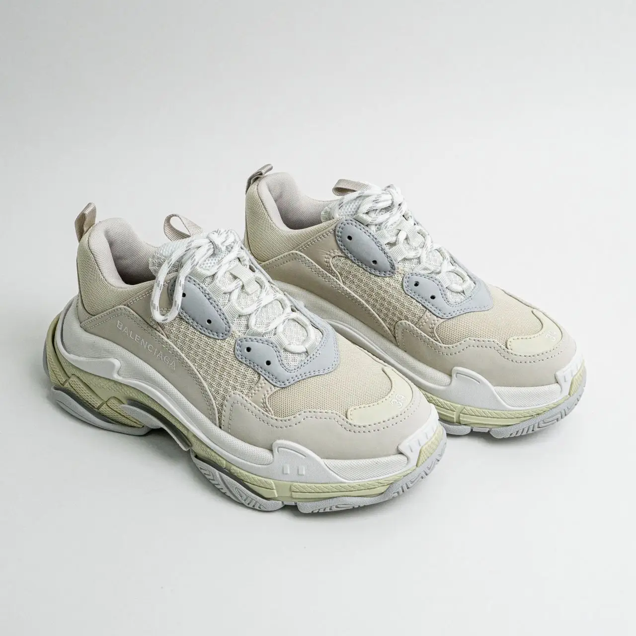 Balenciaga triple s white 38 online