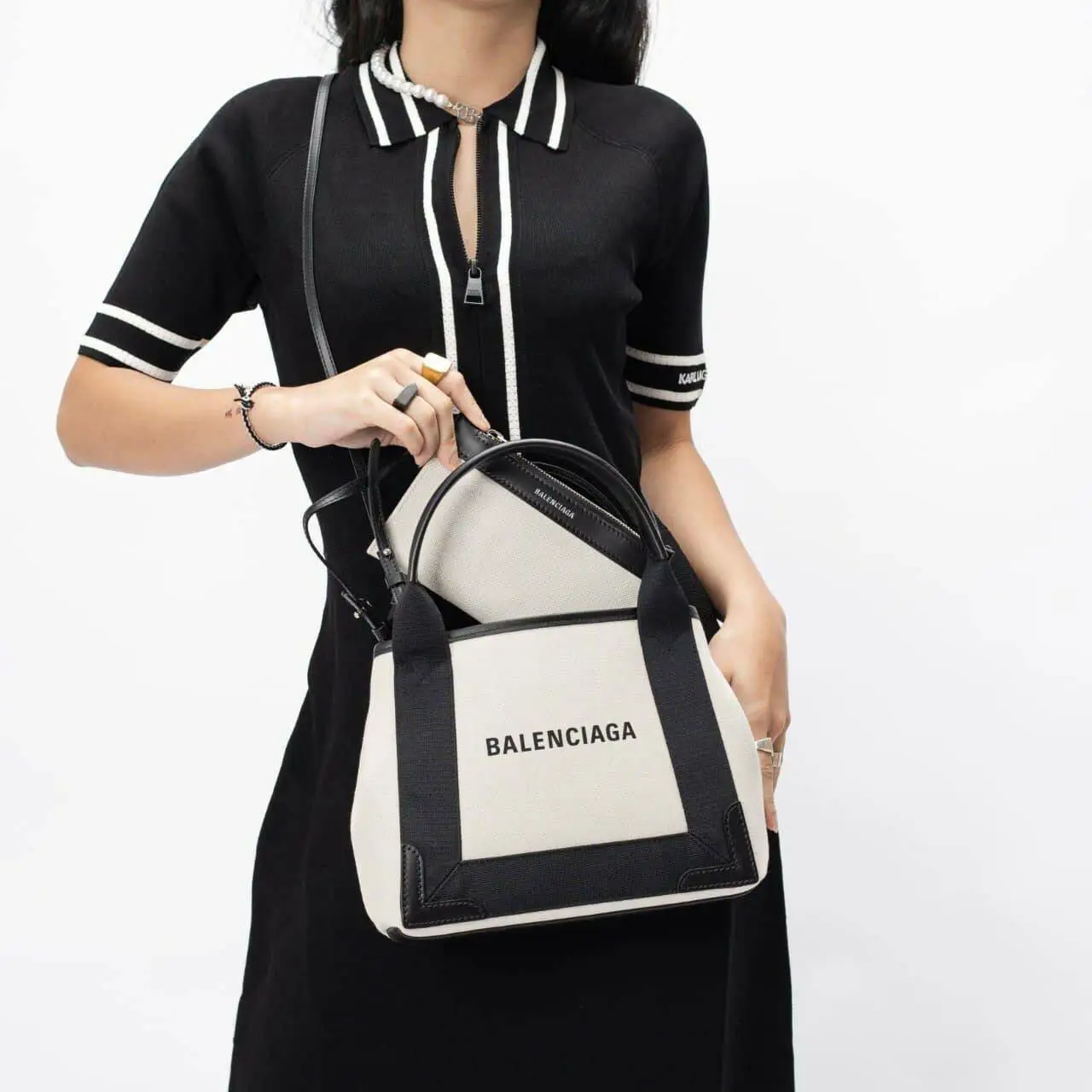 Balenciaga cabas xs black online