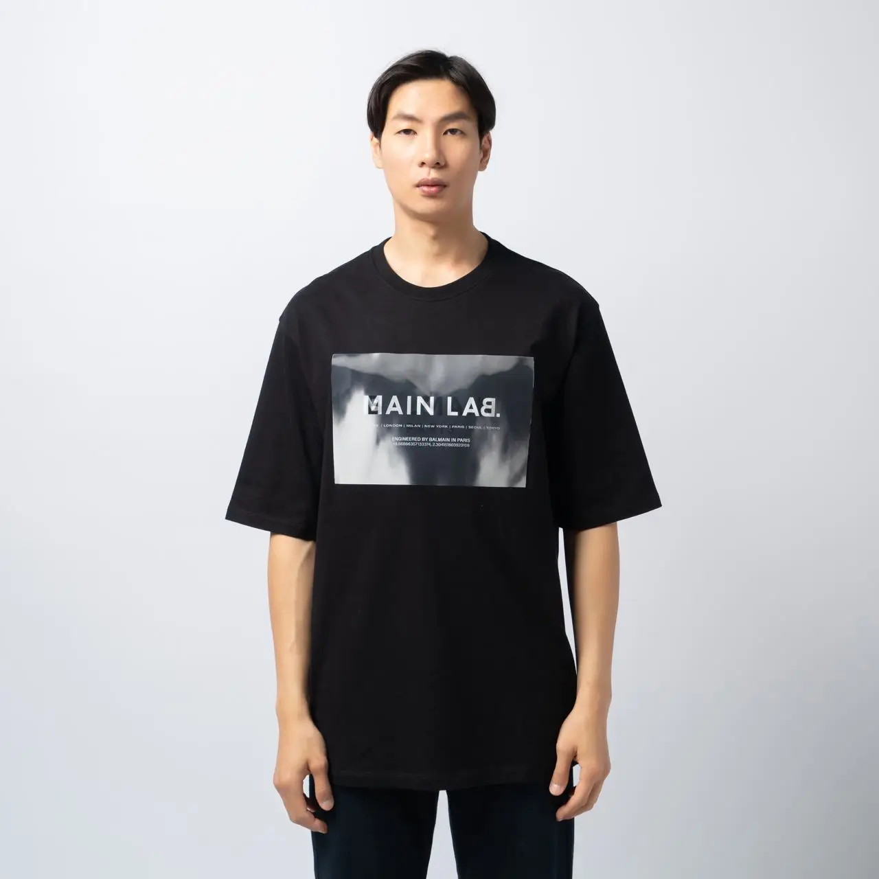 希少【BALMAIN】HOLOGRAM ブラックTシャツ Balmain Main Lab Hologram T-Shirt Black – voilà.id