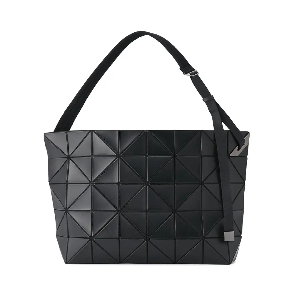Issey Miyake Carton Shoulder Bag Black – voilà.id