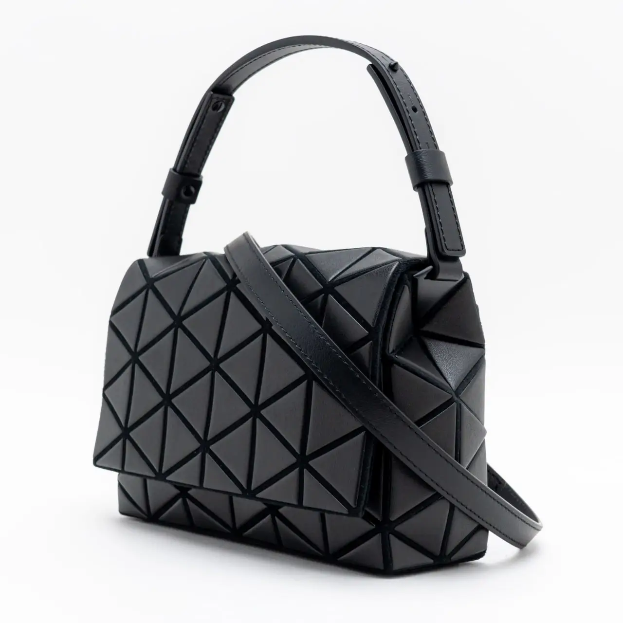 完売品　BAO BAO ISSEY MIYAKE FOSSETTE ショルダー FOSSETTE – ISSEY MIYAKE ONLINE STORE