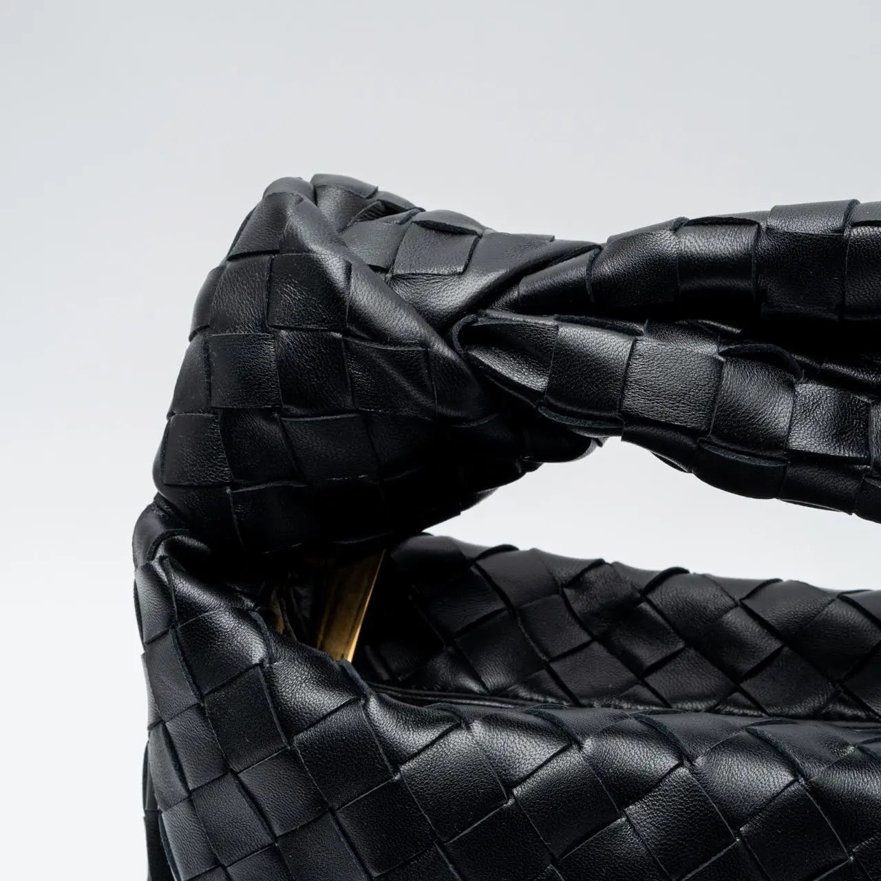 Bottega Veneta Jodie Small Handbag Black Ghw – voilà.id