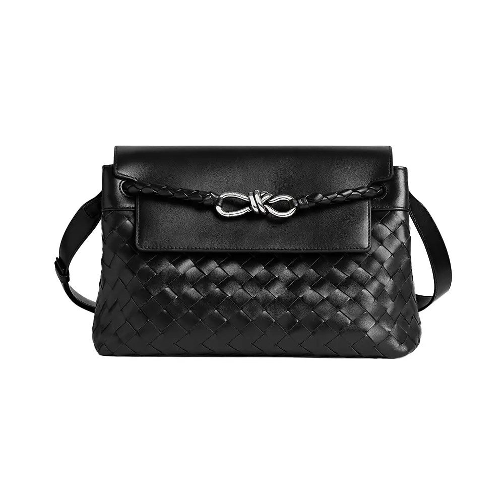 Bottega Veneta Small Andiamo Messenger Bag Black – voilà.id