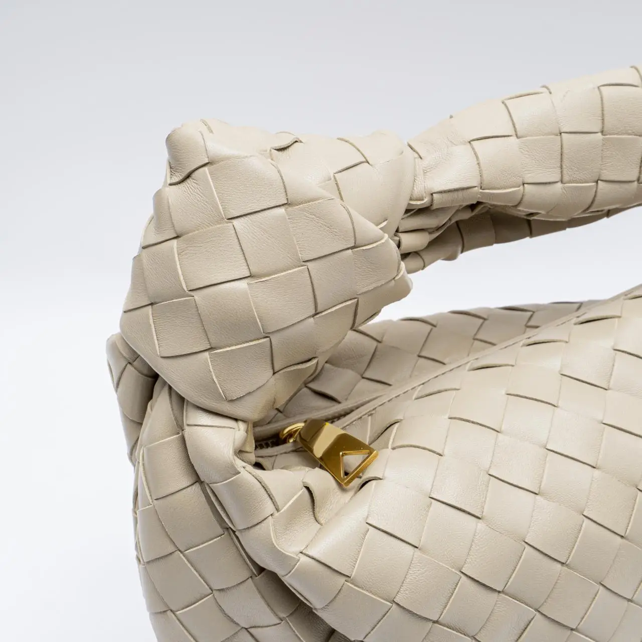 BOTTEGA VENETA Mini Jodie Ecru ベージュ