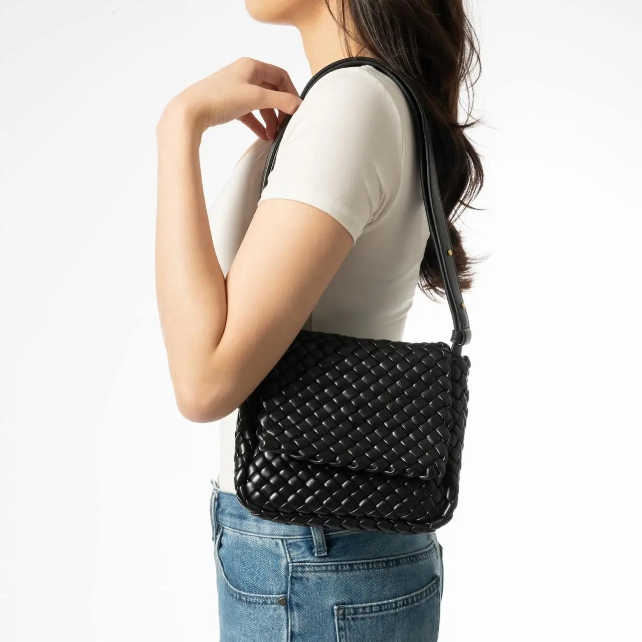 Bottega Veneta Mini Cobble Shoulder Bag Black – voilà.id
