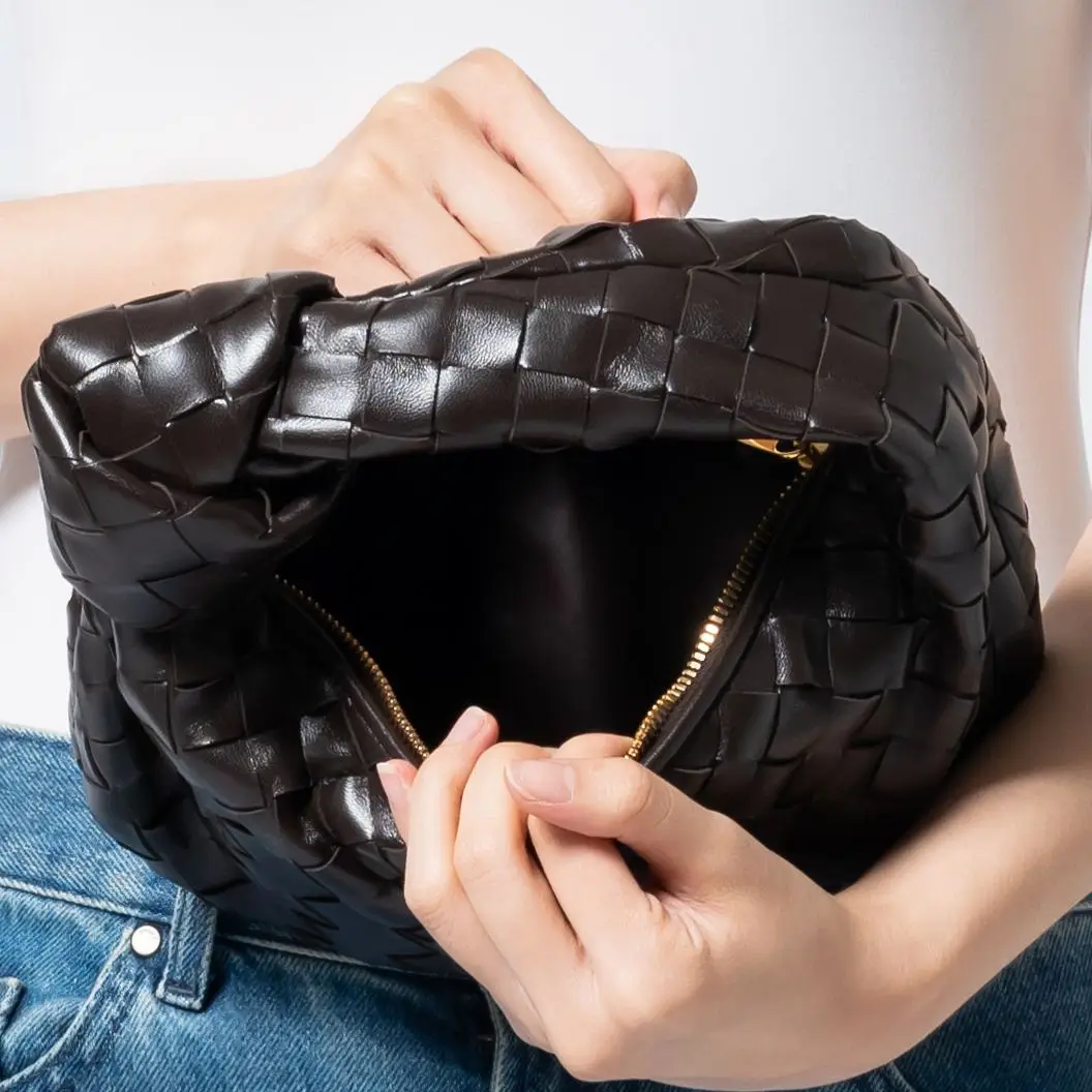 Bottega veneta jodie small hotsell