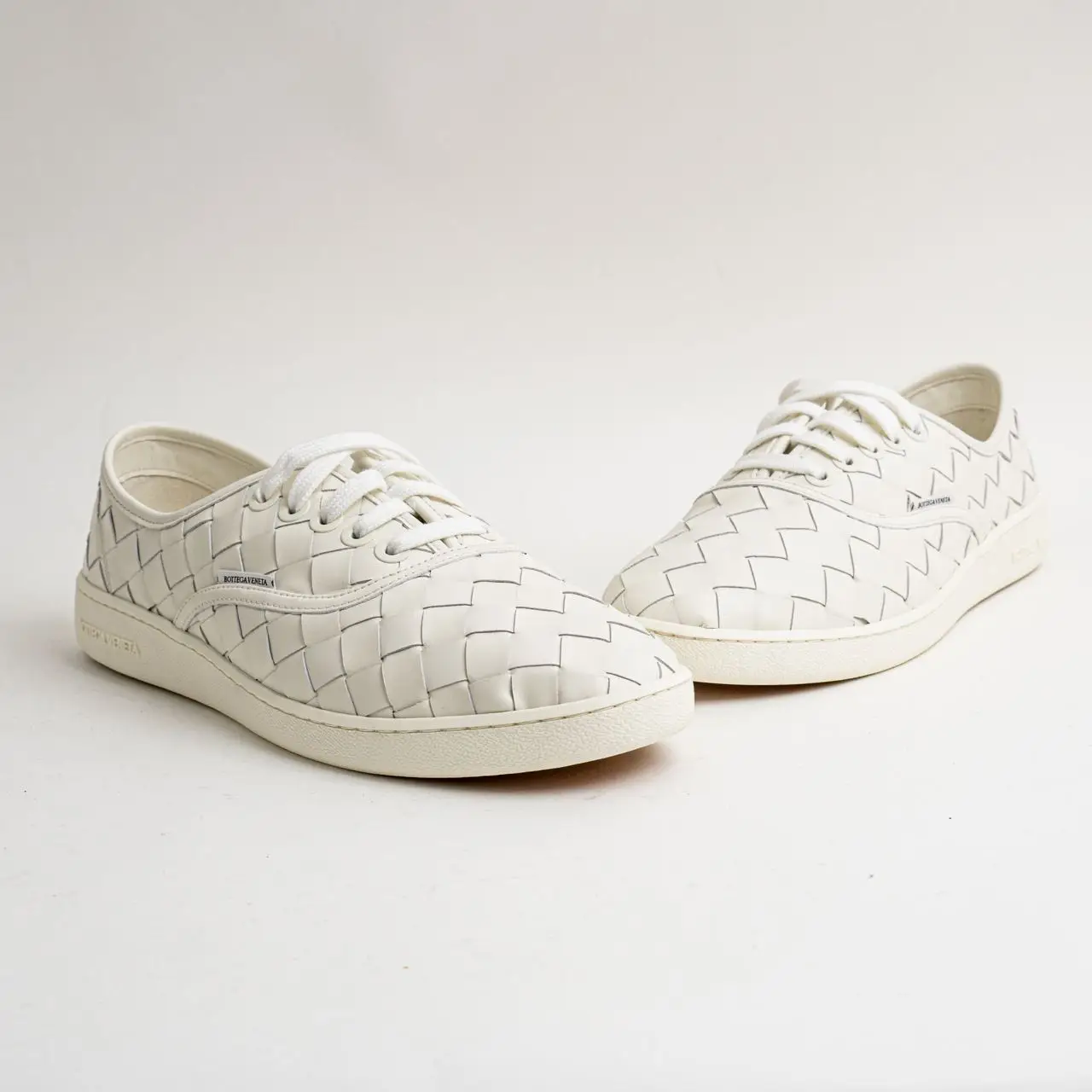 【関税&送料込】Bottega Veneta Sawyer Sneakers In Intrecciat Bottega Veneta Sawyer sneakers for Women - Green in UAE
