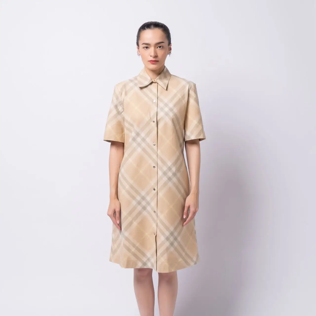 ワンピース Burberry Embroidered cotton shirt dress (8083547 B8686) Burberry Check Cotton Point Collar Shirt Dress Flax – voilà.id