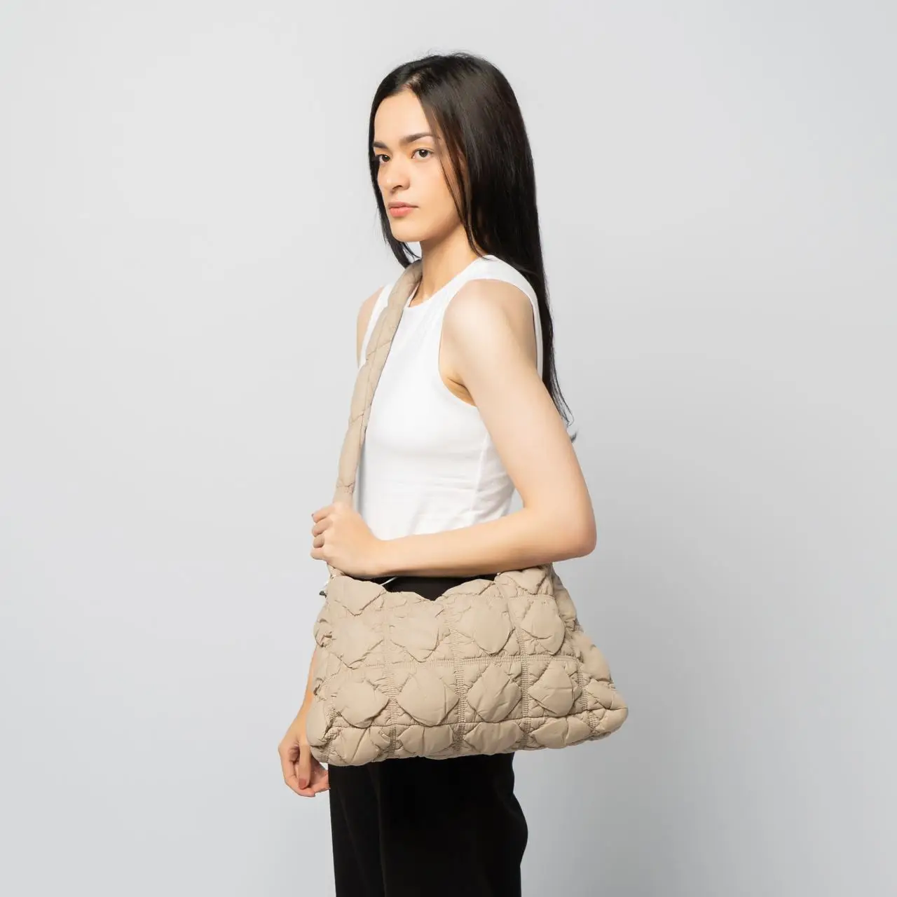 Carlyn Lane Shoulder Bag Taupe – voilà.id