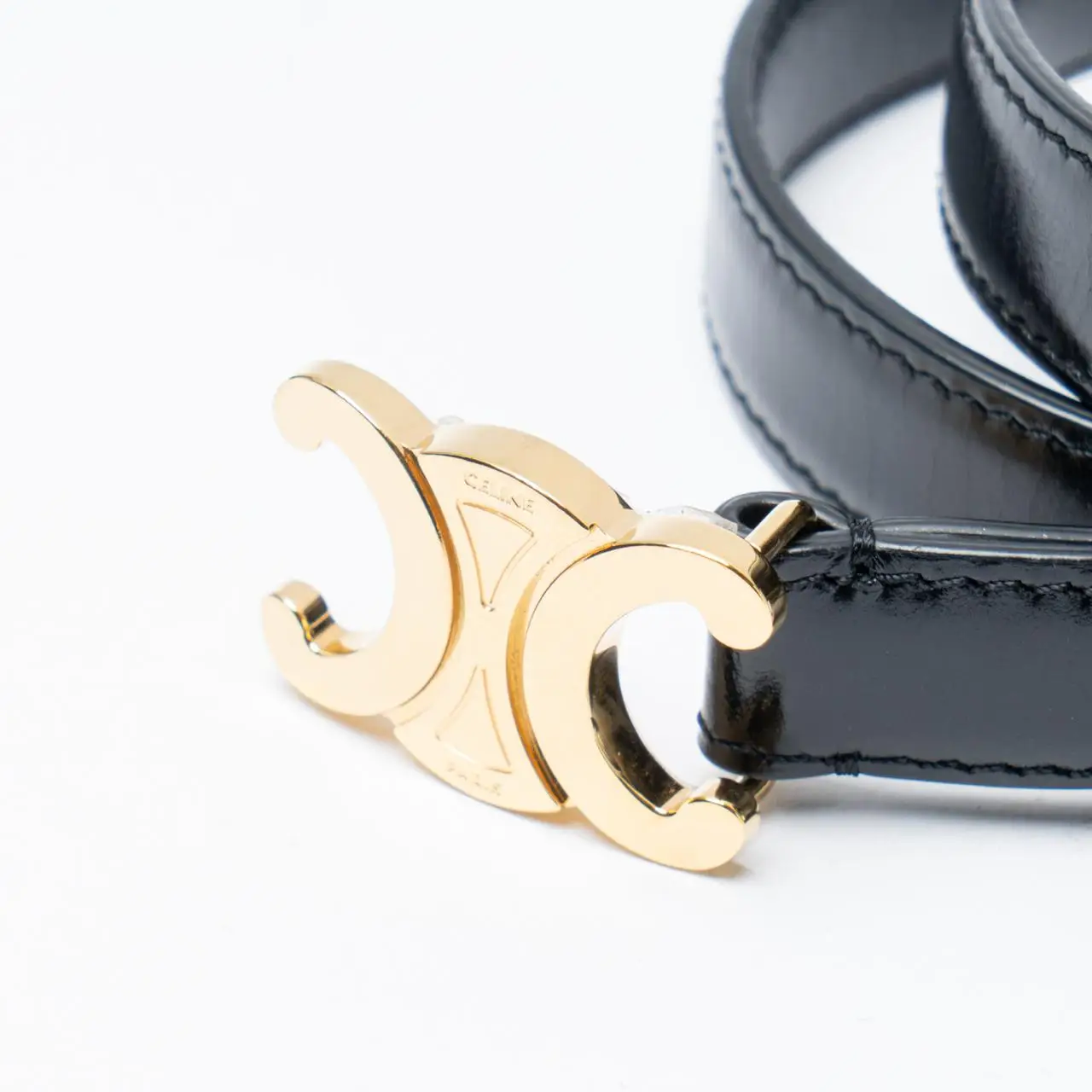 Celine Small Triomphe 18mm Taurillon Leather Belt Black – voilà.id