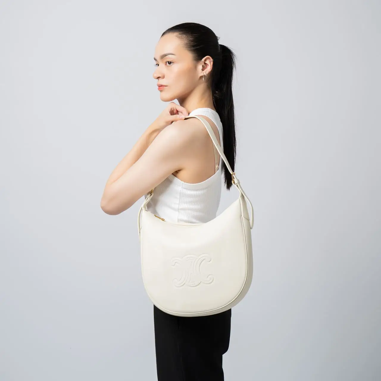 【CELINE】MEDIUM HELOISE BAG CELINE - Medium Heloïse Bag Cuir Triomphe In Supple Calfskin