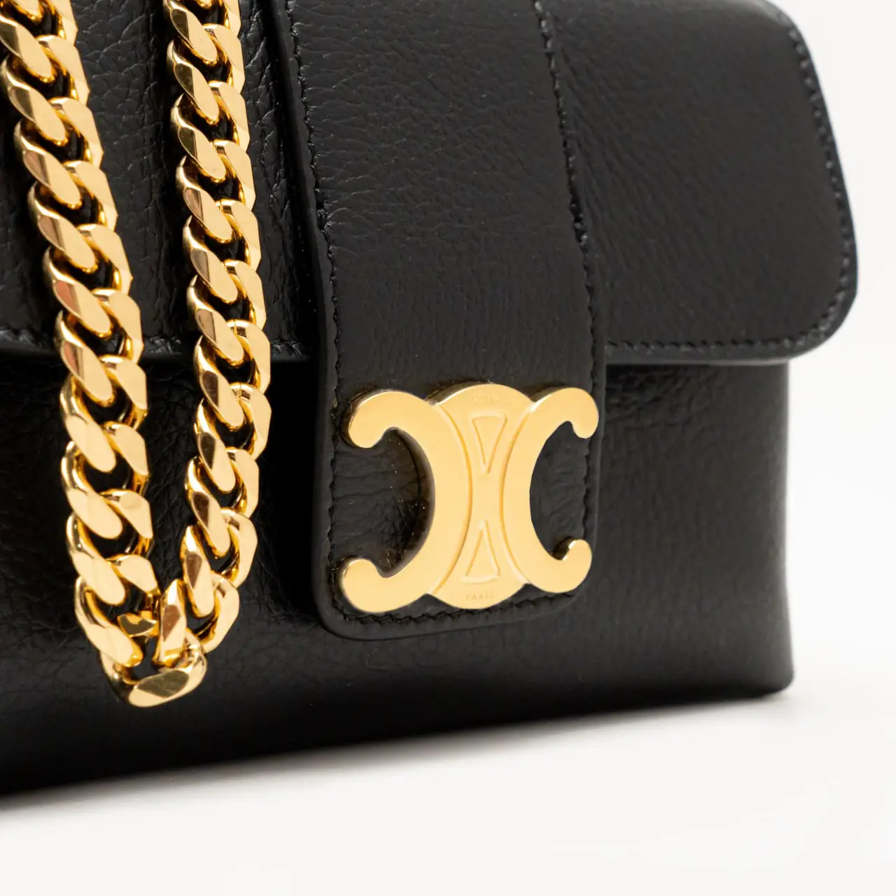 CELINE☆MOYEN CELINE VICTOIRE VEAU SOUPLE_パリ発 Sac Victoire moyen modèle en veau souple Femme | CELINE | 24S