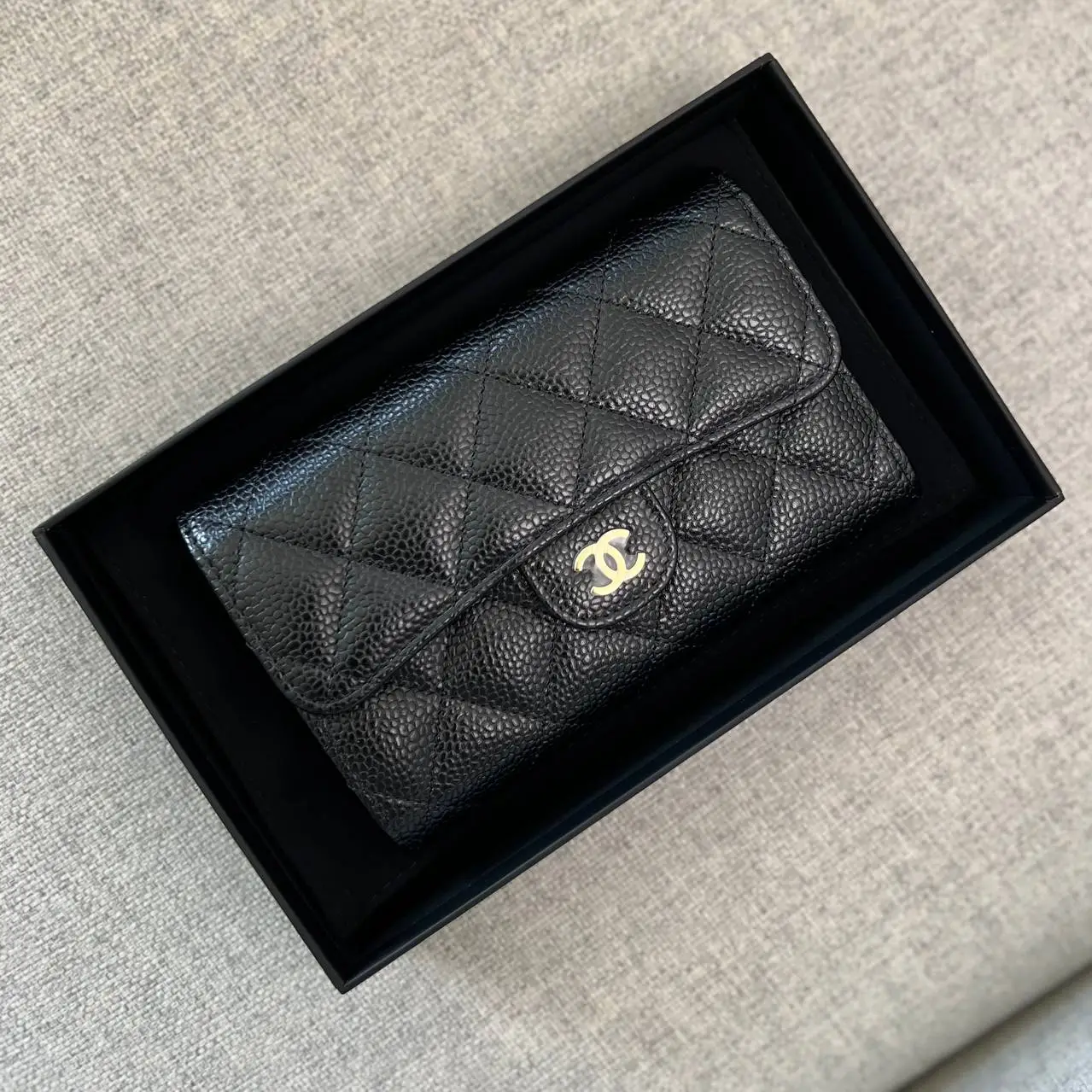 Chanel classic medium wallet sale